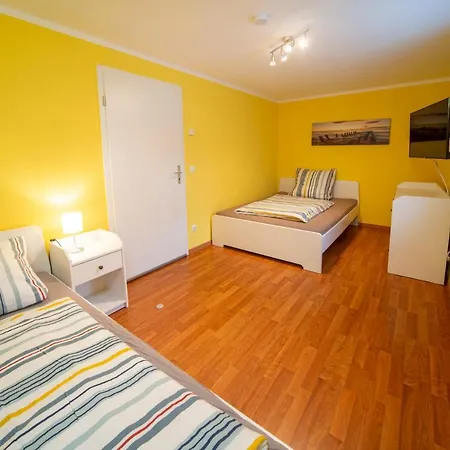 - Nr. 1 Guest house